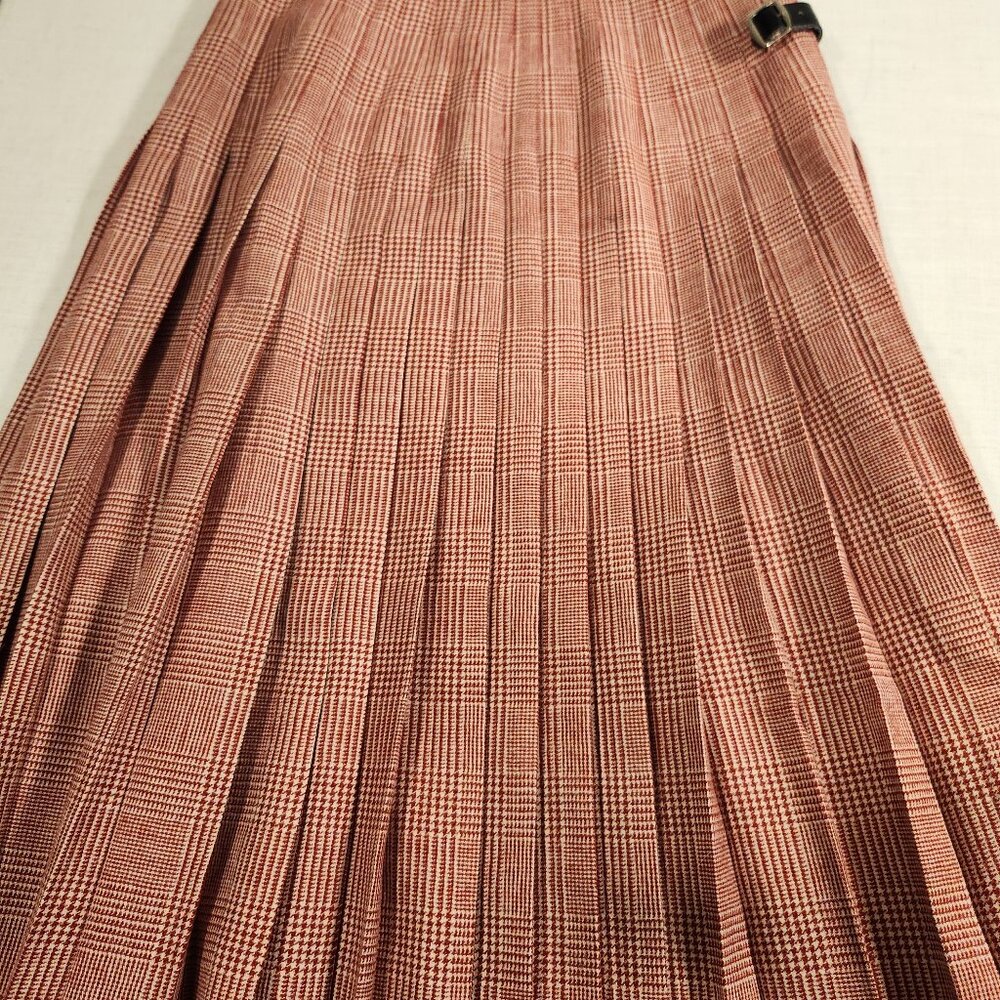 Beautiful Red Scotch House Wool Skirt